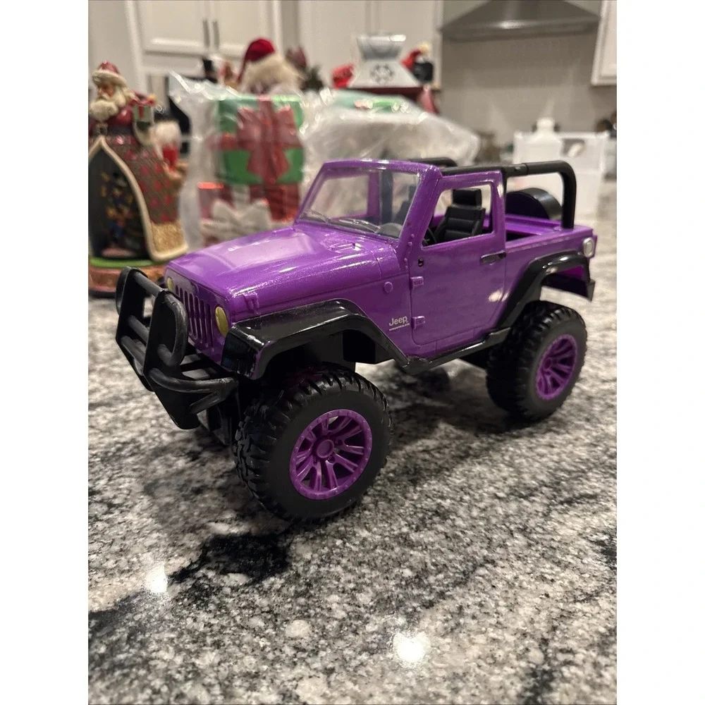 Jada Toys Girlmazing 1/16 Scale Purple R/C‎ Jeep No Remote